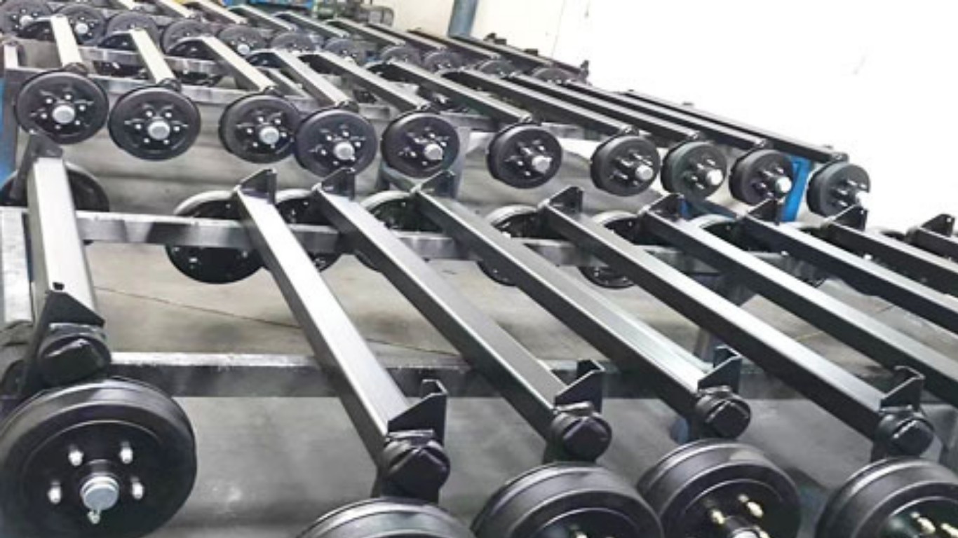 What Are the Advantages of Spring Trailer Axles and Torsion Trailer Axles?