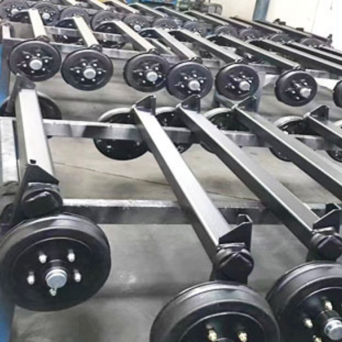 What Are the Advantages of Spring Trailer Axles and Torsion Trailer Axles?