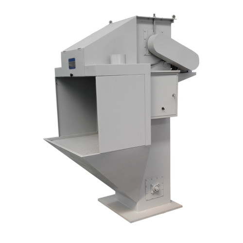 Sand spreading machine pouring sand machine suitable for large castings