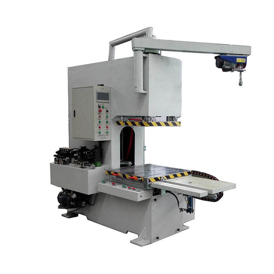 Several characteristics of wax injection machine