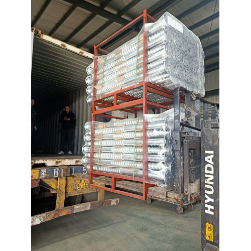 热烈祝贺，JFN螺旋地桩出口荷兰鹿特丹