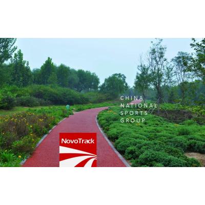 These seven amusement parks in the downtown area of Tangshan are paved with plastic runways