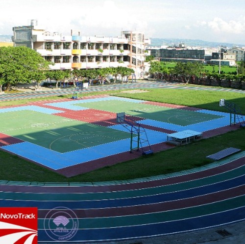 Safety and eco-friendly sport court surface with best cost for you