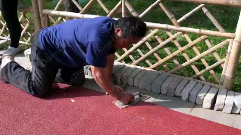 rubber jogging track installation