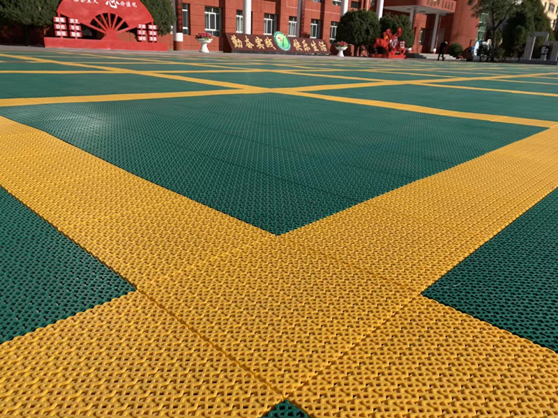 outdoor basketball court flooring