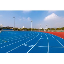 Wujiashan Middle School, the number of synthetic sports surfaces is one more than that of ordinary playgrounds