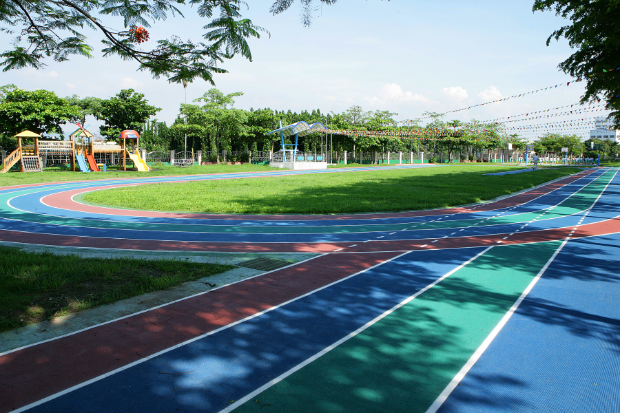 Eco-friendly rubber floor