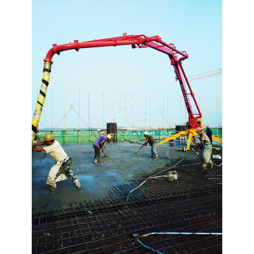 The use of placing booms has been wisely adopted in the Philippines