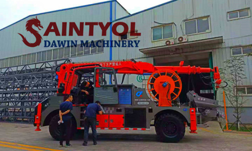 Concrete wet shotcrete truck is a large wet shotcrete machine