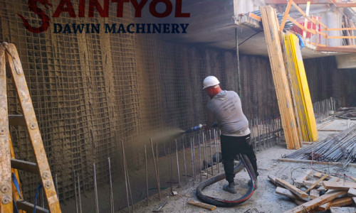 What preparations need to be made to improve the working efficiency of the wet spray machine