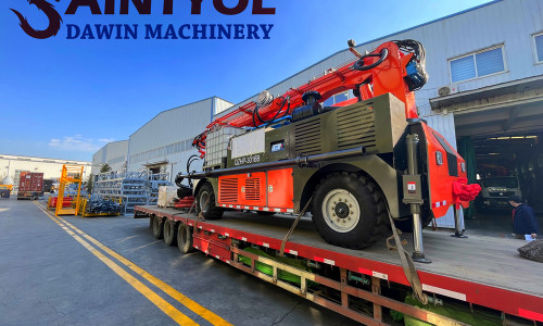 Concrete wet spraying machine used in the construction of concrete support engineering