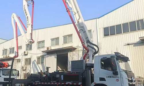 How to solve the problem of accidentally touching the wire when the pump truck is exhibiting the boom