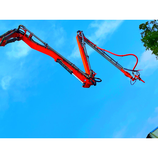 How to maintain the 32-meter pump truck to prevent the boom from breaking?