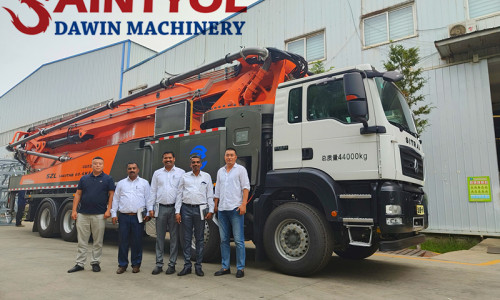 India Friends Visit Saintyol DAWIN Machinery Concrete Pump Truck & Concrete Pump Factory