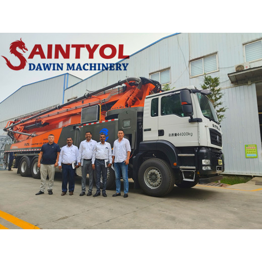 India Friends Visit Saintyol DAWIN Machinery Concrete Pump Truck & Concrete Pump Factory