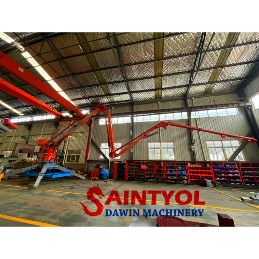 Hydraulic concrete placing boom machine Preparations before "holiday"