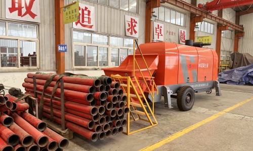 What operating details should be paid attention to during the running-in period of small concrete pumps.