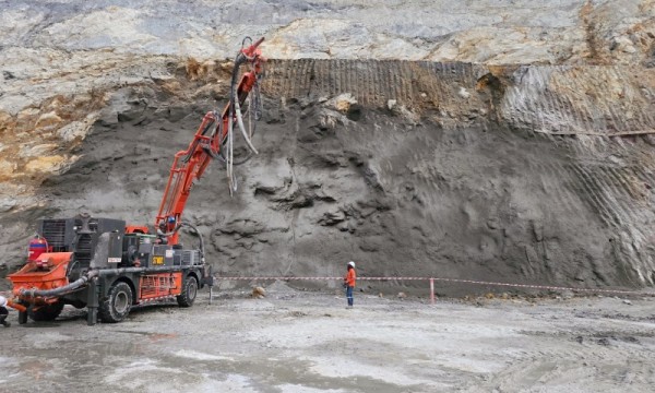 Saintyol DAWIN Wet Concrete Spraying Trolley - Infrastructure Acceleration Tool