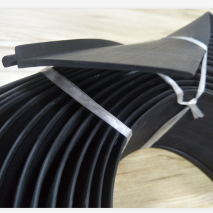 Customized EPDM rubber sealing strip