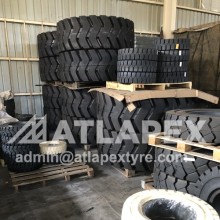 ATLAPEX Wheel loader solid tires, provide excellent performance in extreme harsh workin condition