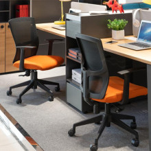 Create a comfortable office environment: Let your office chair become the most comfortable partner