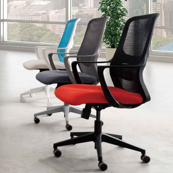 The Base of Comfort: Exploring Chair Base Materials in Office Furniture