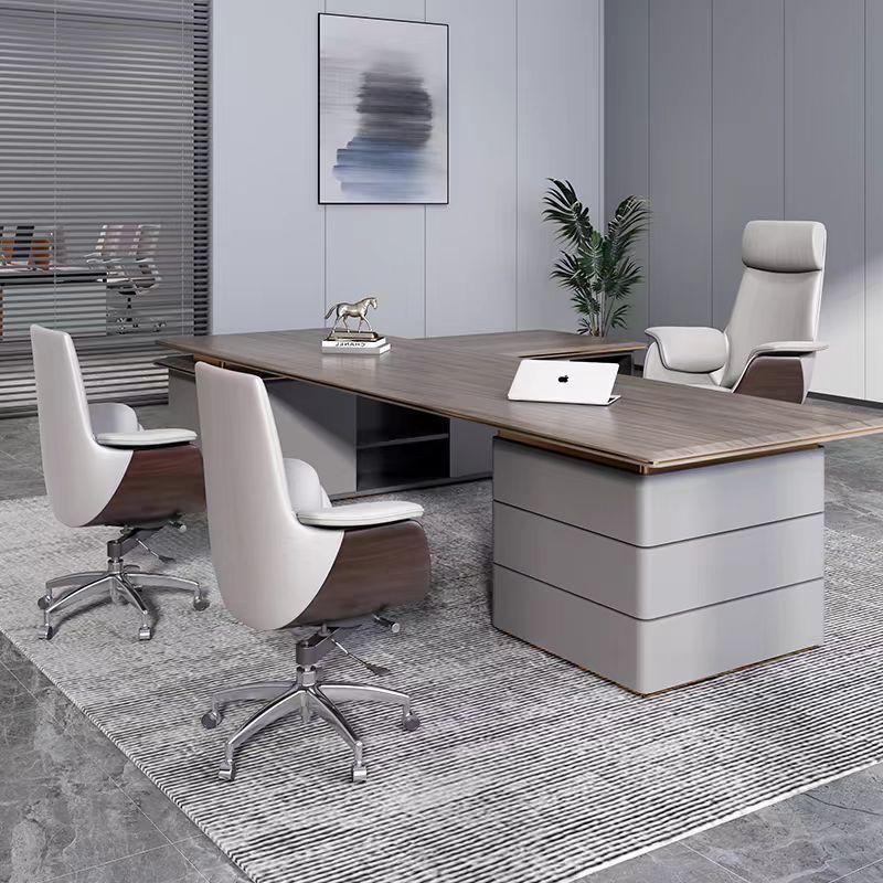Leather Office Chairs with Additional Features | Y&F Office Chair Manufacturer