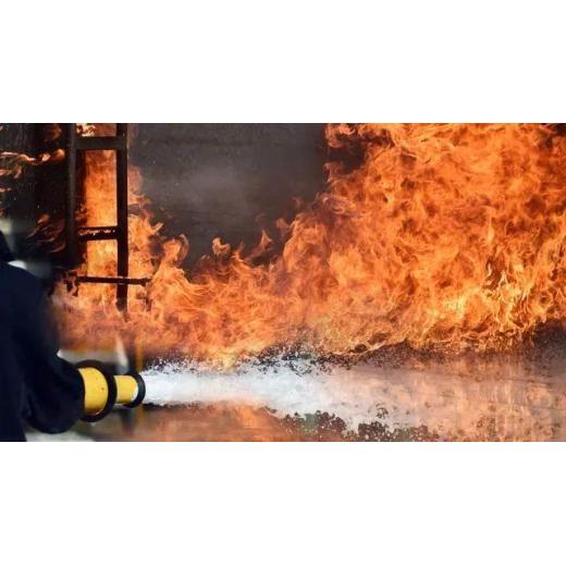 Overview of lightning accidents in large oil tanks