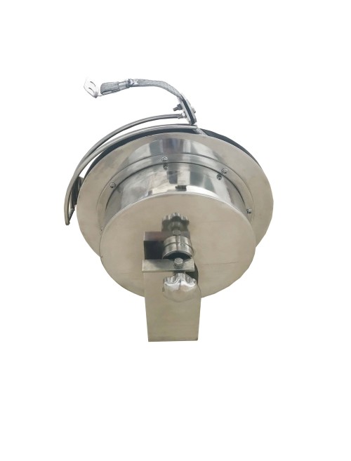 Retractable Grounding Reel for floating roof storage tanks bypass conductor