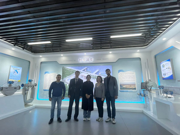 Russian Customers visit our factorys