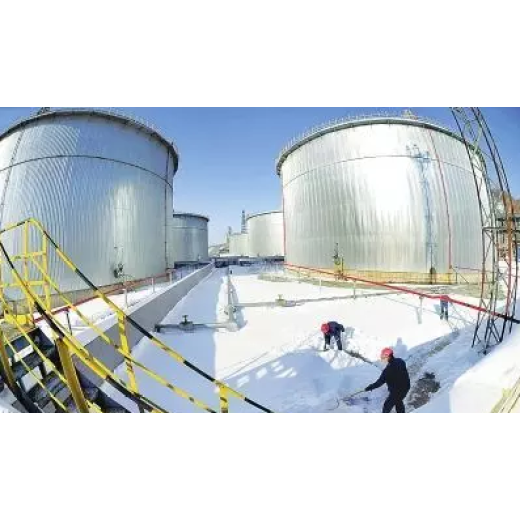 1. It is strictly forbidden to operate oil and gas storage tanks with over-temperature, over-pressure and over-liquid level and to change the storage medium at will.