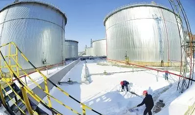1. It is strictly forbidden to operate oil and gas storage tanks with over-temperature, over-pressure and over-liquid level and to change the storage medium at will.