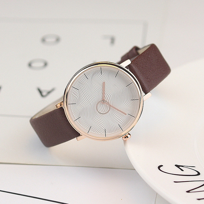 The Difference Between minimalist watches and ones that are plain simple
