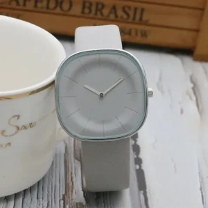 2023 Women Black Watch Hot Sale Leather Band Stainless Steel Analog Quartz Wristwatch Lady Female Casual Watches