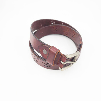 Classic Retro Version of Wild Ladies Square Alloy Buckle Leather Belt