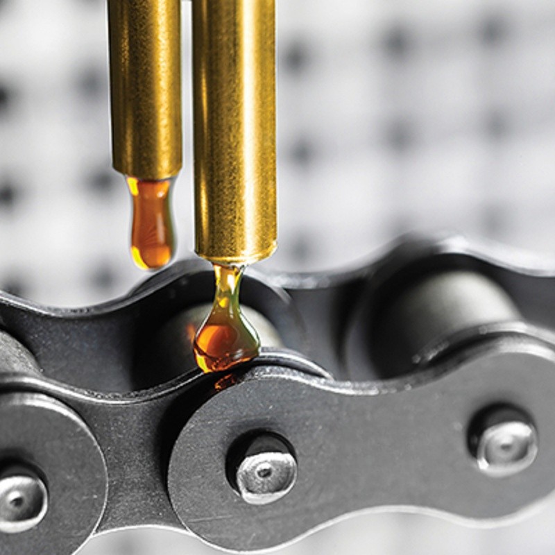 How to lubricate roller chain