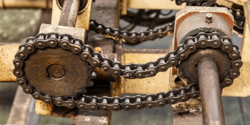 Long Roller Chain with Sprocket