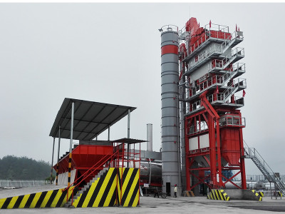 مصانع الأسفلت الساخن