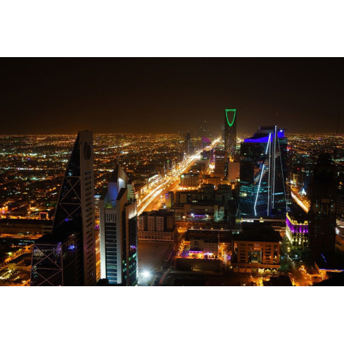 เจ้าชายแห่งซาอุดีอาระเบียนำการพัฒนาถนน 400 กิโลเมตรในริยาด