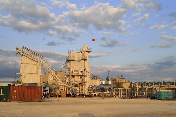 Another PM Asphalt Mixing Plant Has Been Erected in Russia for Better Service