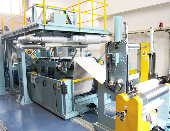 Components of meltblown non-woven fabric machine