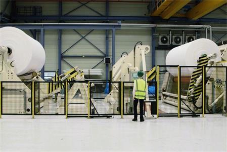 The Main Configuration and Functions of the Meltblown Non-woven Production Line