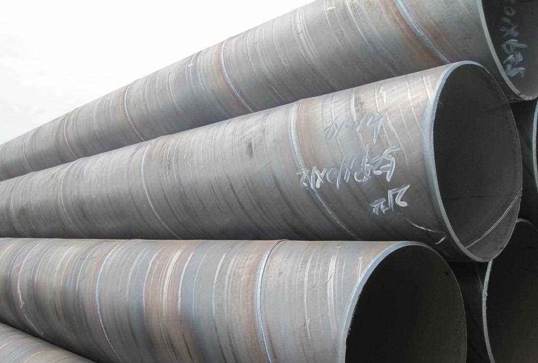 SSAW STEEL PIPE VS. LSAW STEEL PIPE