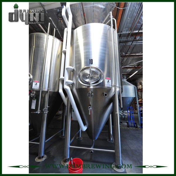 Fermenteur 40HL Unitank adapté aux besoins du client professionnel pour la fermentation de brasserie de bière avec la veste de glycol