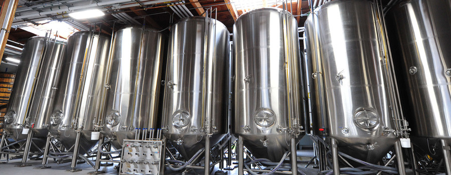 Ферментеры DYM на 100 баррелей доставлены на пивоварню заказчика