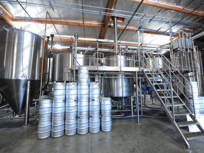 Why is steam heating so widely used in brewery applications?
