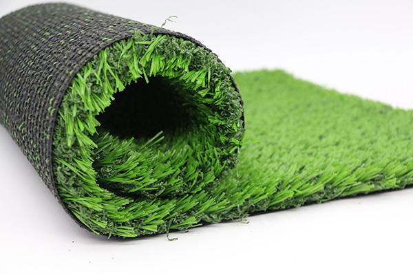 Seven advantages and characteristics of artificial turf