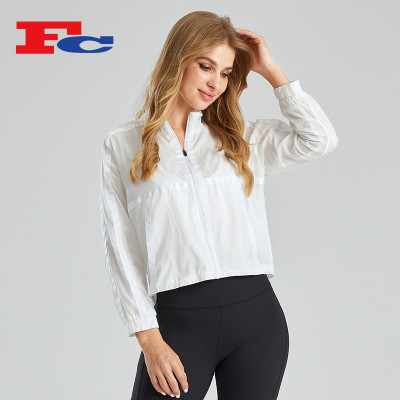 Custom Zip Up Jackets Short Thin Jacket Stitching Design Women Yogawear Supplier