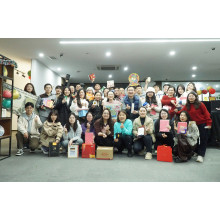 A Joyful Christmas Celebration with the Moretop Family