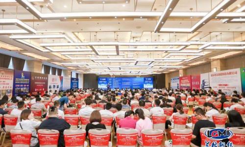 Tianjin Yuantai Derun Steel Pipe Manufacturing Group Co., Ltd Vice General Manager Liu Kaisong Attends Lange Steel Network's 2023 Sichuan Steel Market Summit Forum